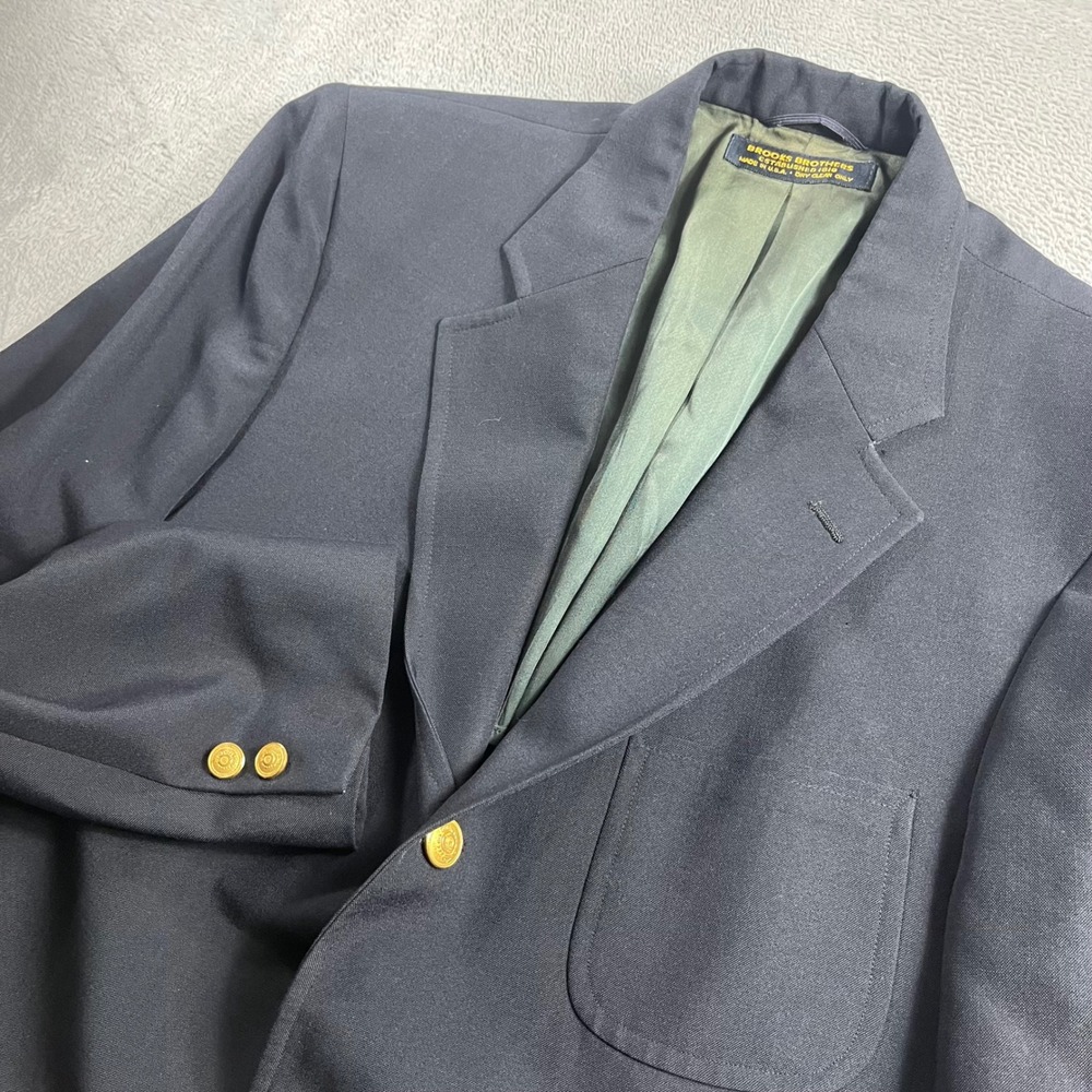 Brooks Brothers Mens Navy Blue Wool Blazer Gold Crest Buttons Made in USA 44-46R
